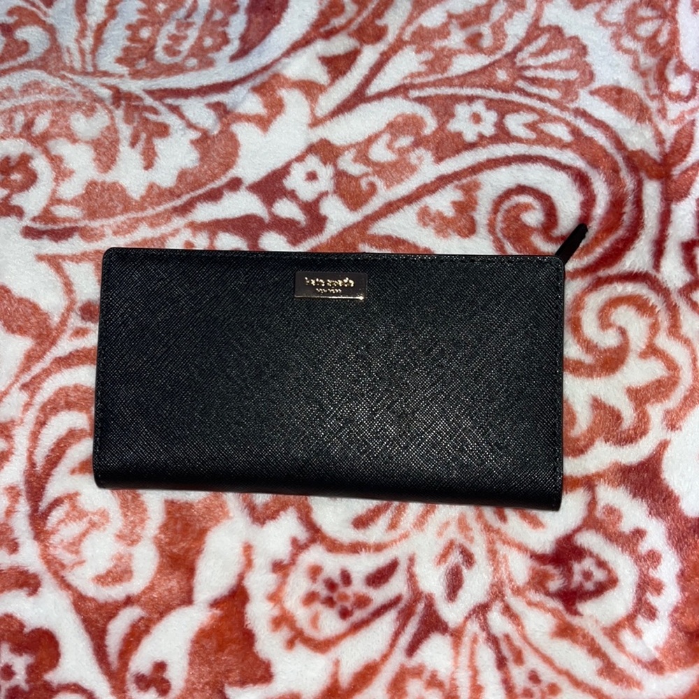 Black Kate Spade wallet